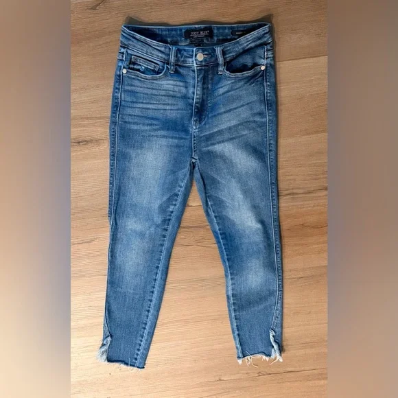 Judy Blue Distressed Women's Jeans size 5/27 - Picture 2 of 6